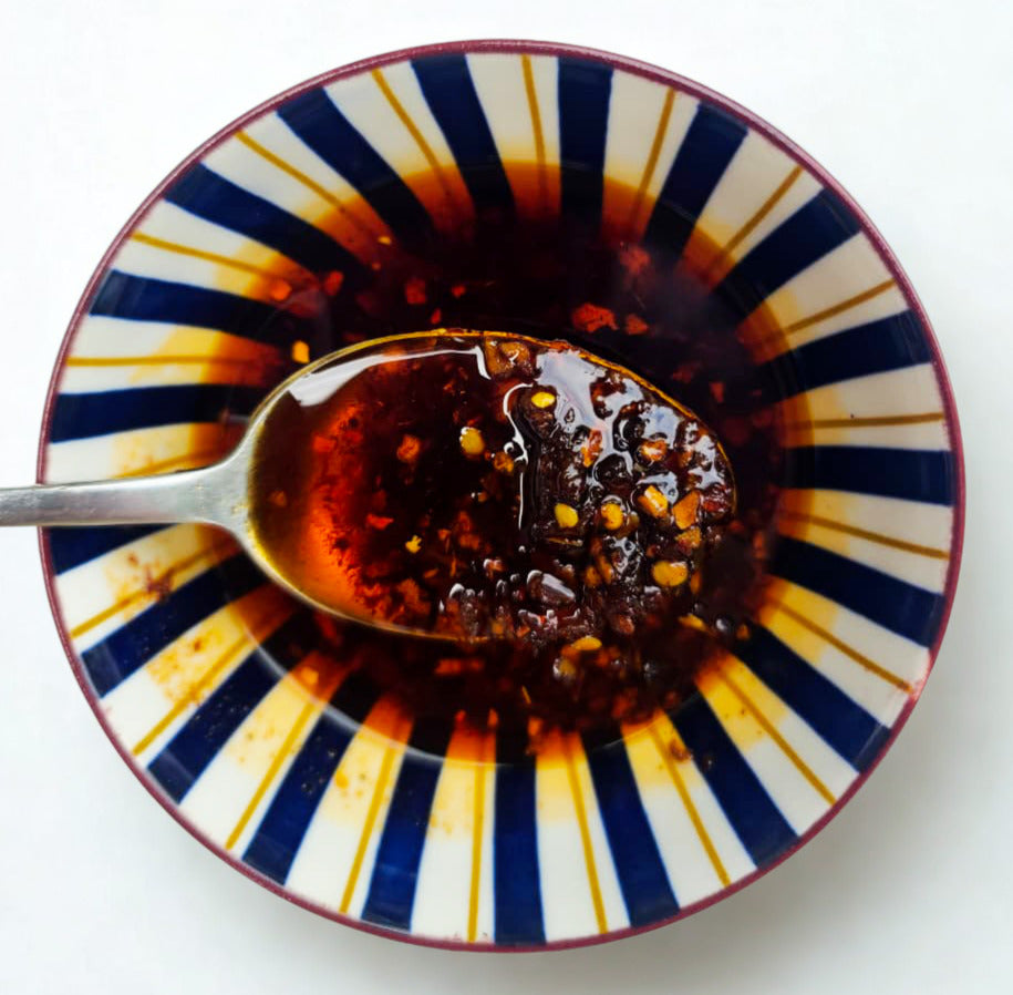 Dilly Chilli Spicy Chilli Crunch — South African fiery chilli condiment